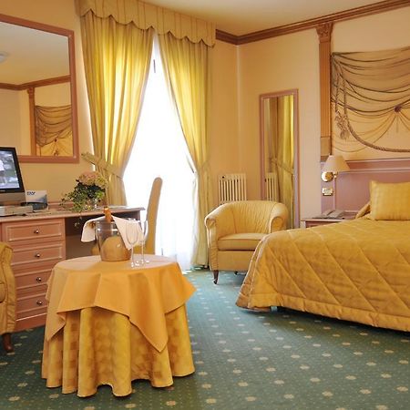 Hotel Miramonti Madonna Buitenkant foto