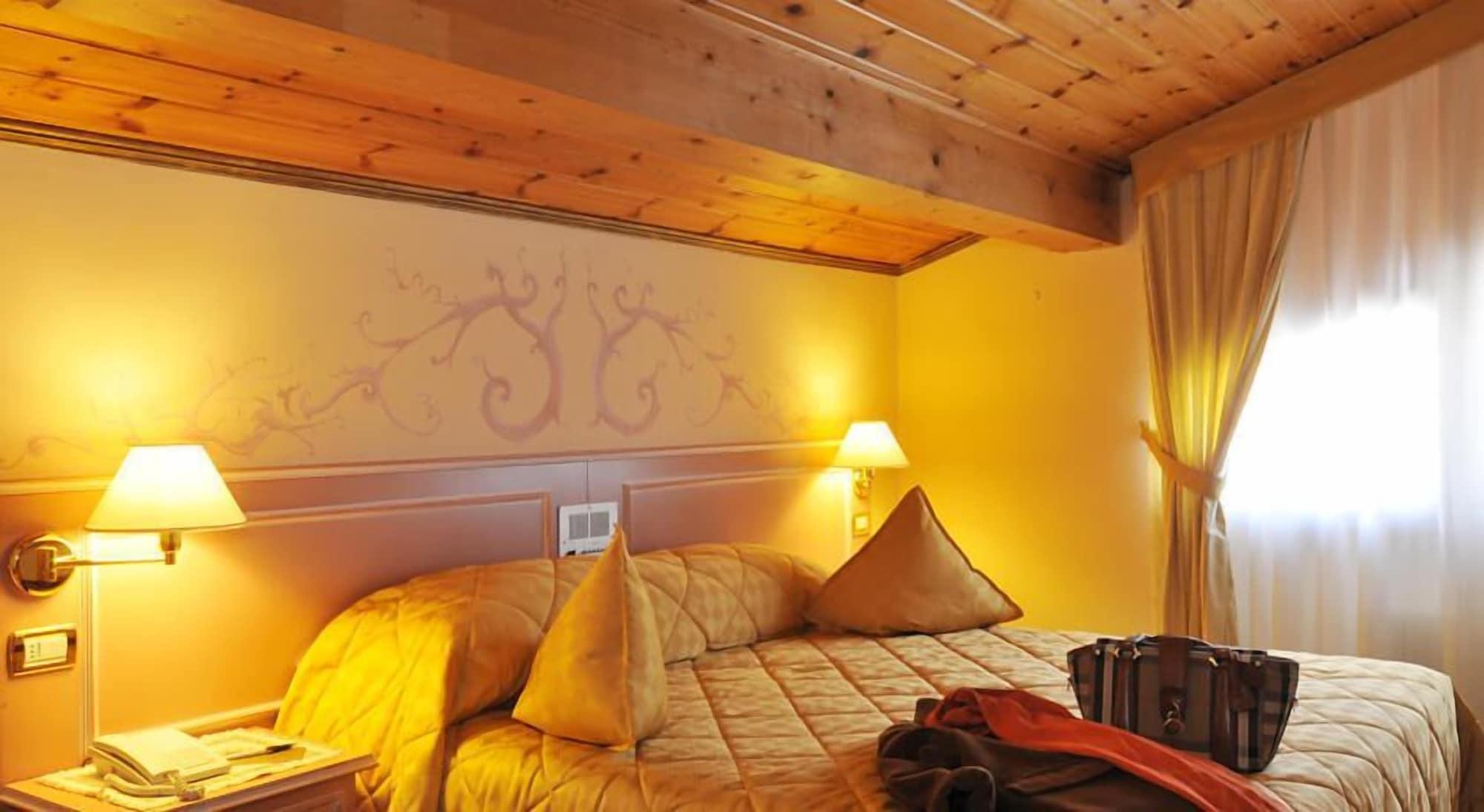 Hotel Miramonti Madonna Buitenkant foto