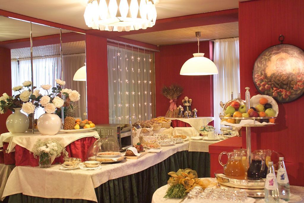 Hotel Miramonti Madonna Buitenkant foto