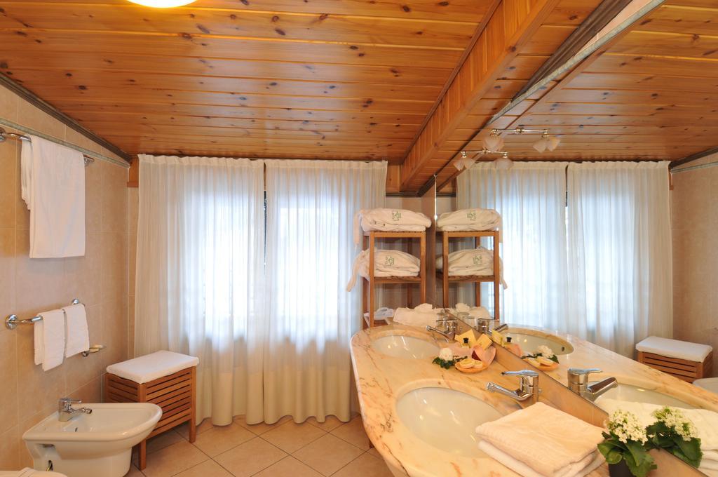 Hotel Miramonti Madonna Buitenkant foto